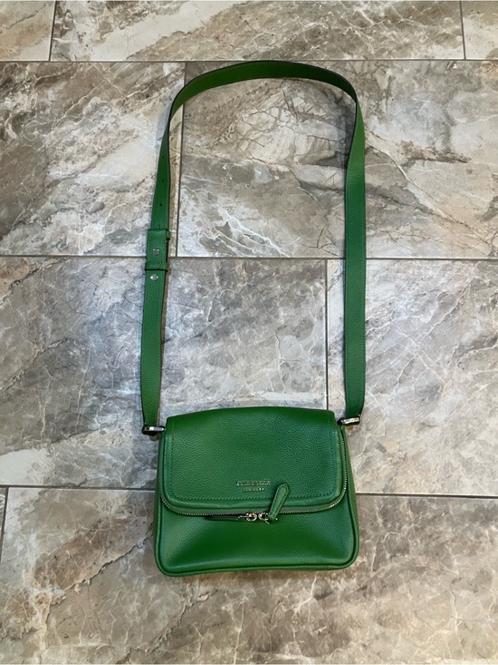 kate spade Handbags - Kate Spade New York Run Around Green Pebbled Leather Crossbody Bag